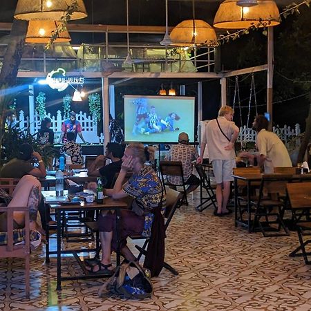Kaabo Hostel Вагатор Экстерьер фото