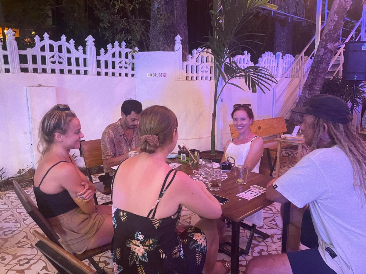 Kaabo Hostel Вагатор Экстерьер фото